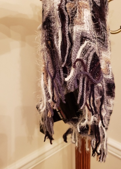 NWT Steve Madden Infinity Scarf - Picture 3 of 5